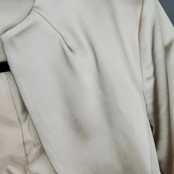 Calvin Klein Gold Fitted Dress & Jacket Set Size 12 - Picture 6 of 12